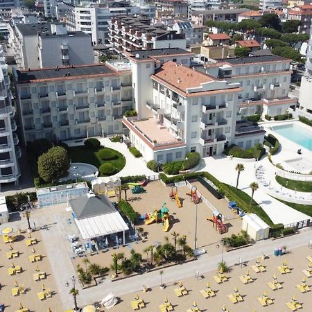 Bagni Miramare - Home Immobiliare Jesolo エクステリア 写真
