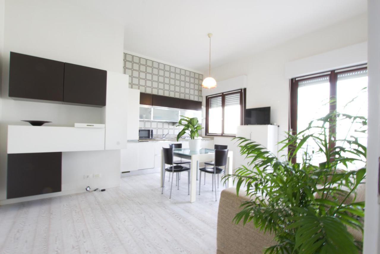 Bagni Miramare - Home Immobiliare Jesolo エクステリア 写真