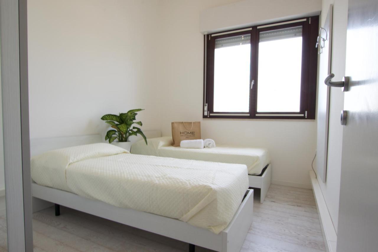 Bagni Miramare - Home Immobiliare Jesolo エクステリア 写真