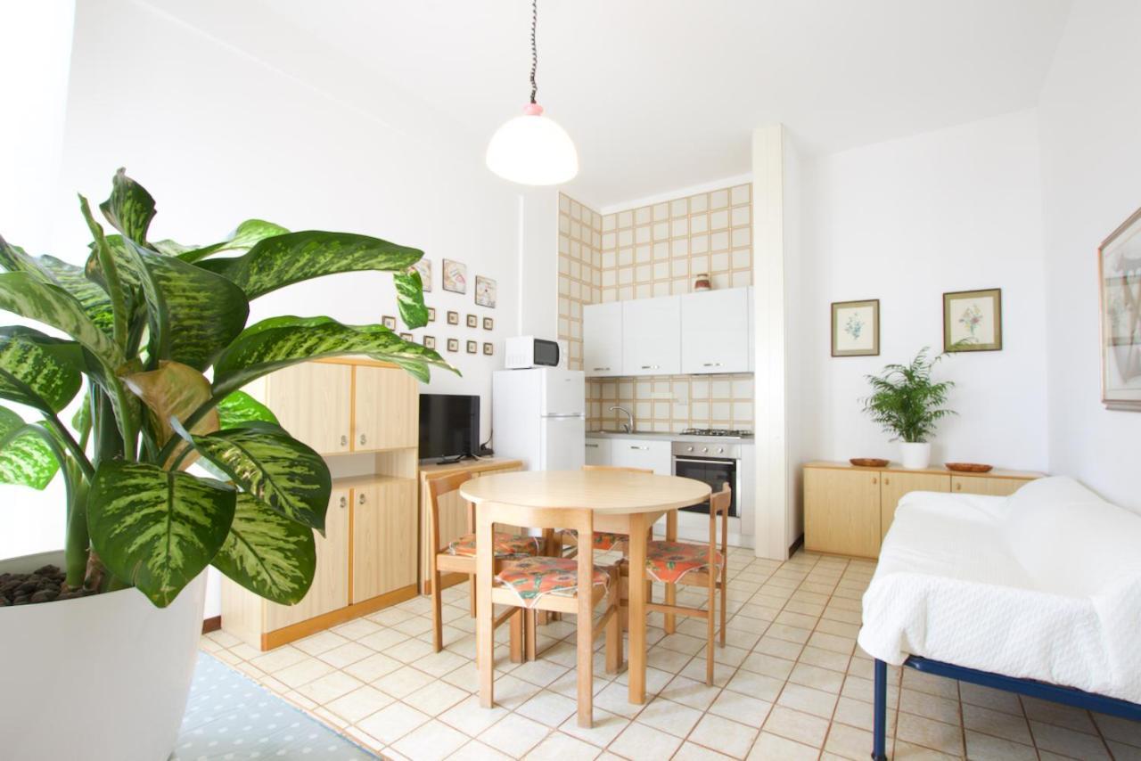 Bagni Miramare - Home Immobiliare Jesolo エクステリア 写真