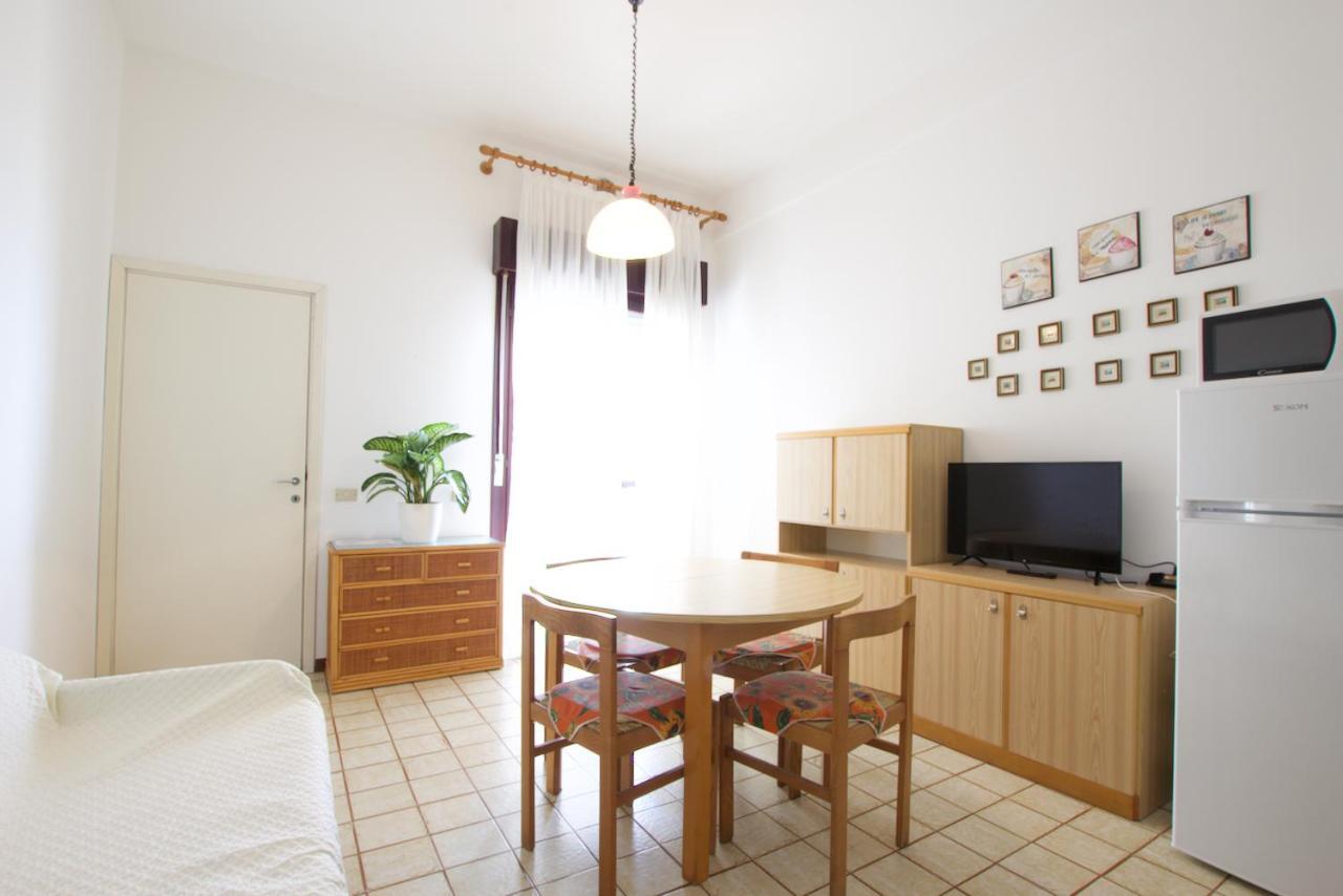 Bagni Miramare - Home Immobiliare Jesolo エクステリア 写真