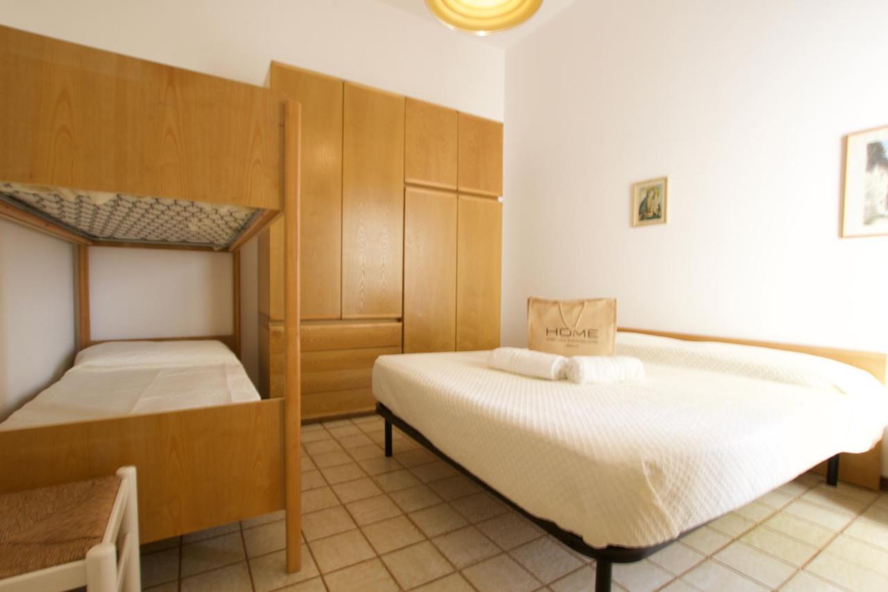 Bagni Miramare - Home Immobiliare Jesolo エクステリア 写真