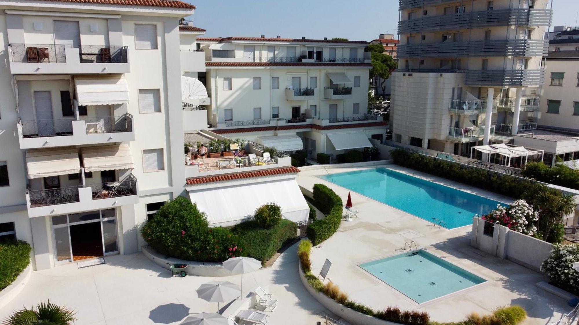 Bagni Miramare - Home Immobiliare Jesolo エクステリア 写真